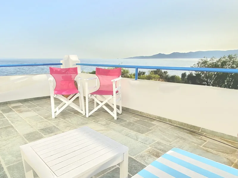 Svolis Beachhouse, Terrazza 3