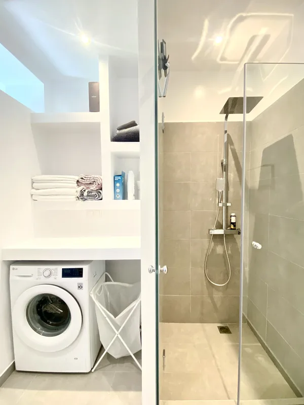 Svolis Townhouse, Bagno 1