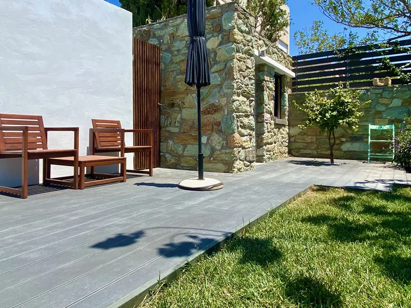 Svolis Townhouse, Terrazza